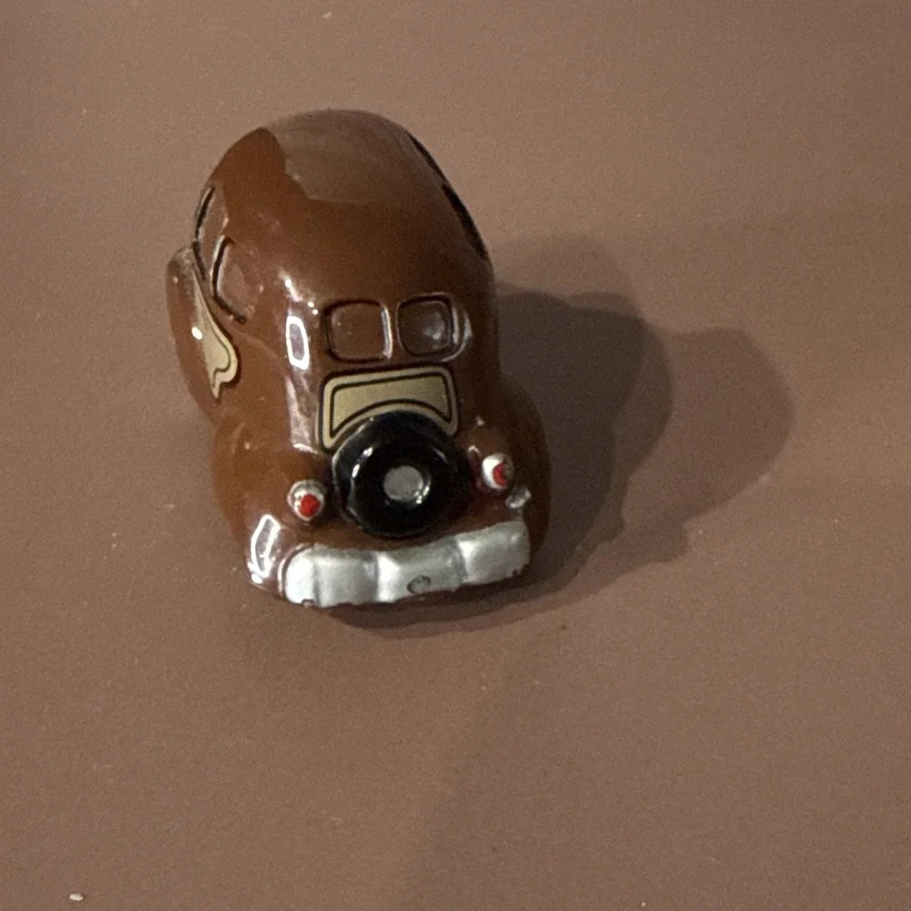 Vintage 1983 Hallmark Road Rovers Diecast Toy Car Chocolate Mouse